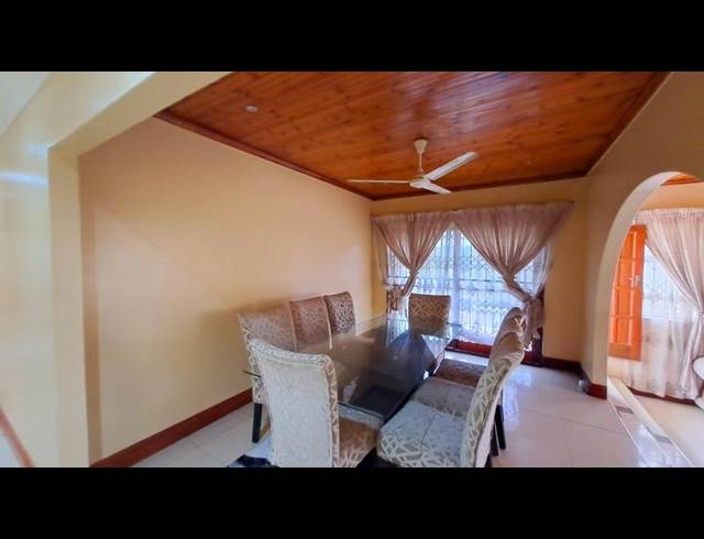 4 BEDROOM HOUSE FOR SALE IN UMLAZI J